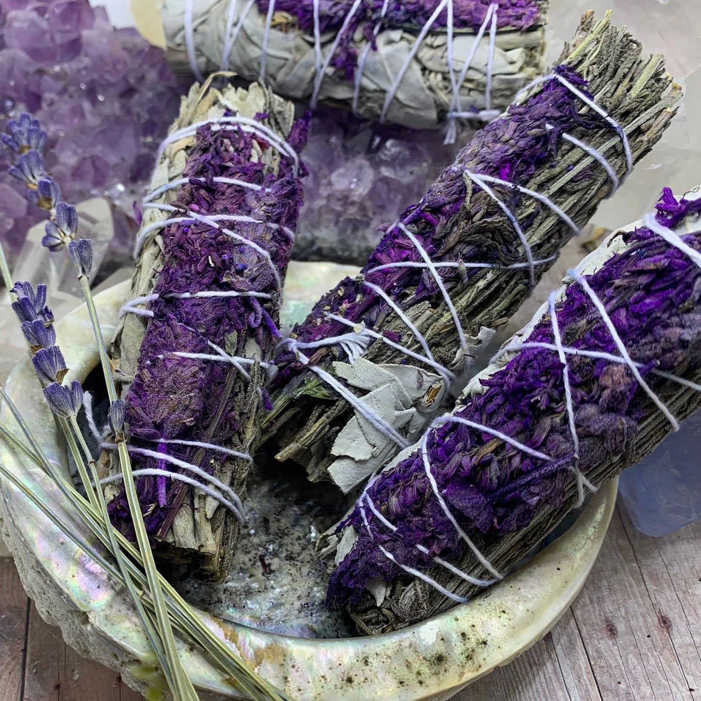 WHITE SAGE AND LAVENDER